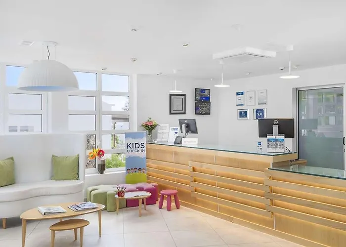 Hotel Jardines Del Sol